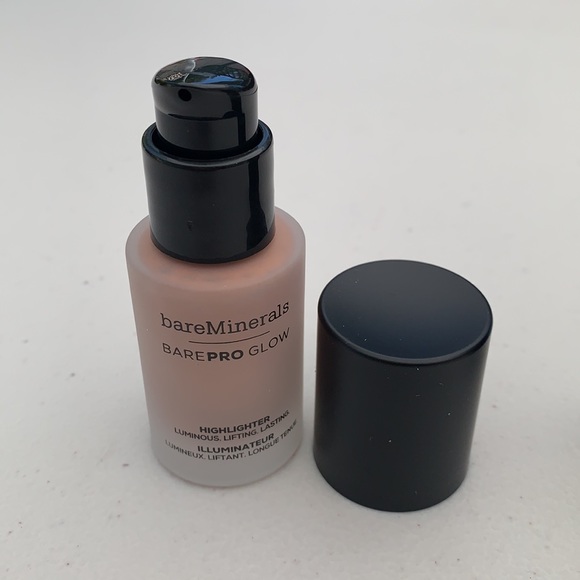 BAREPRO GLOW Liquid Highlighter - Picture 9 of 10